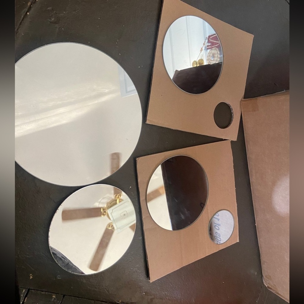 Circular mirrors